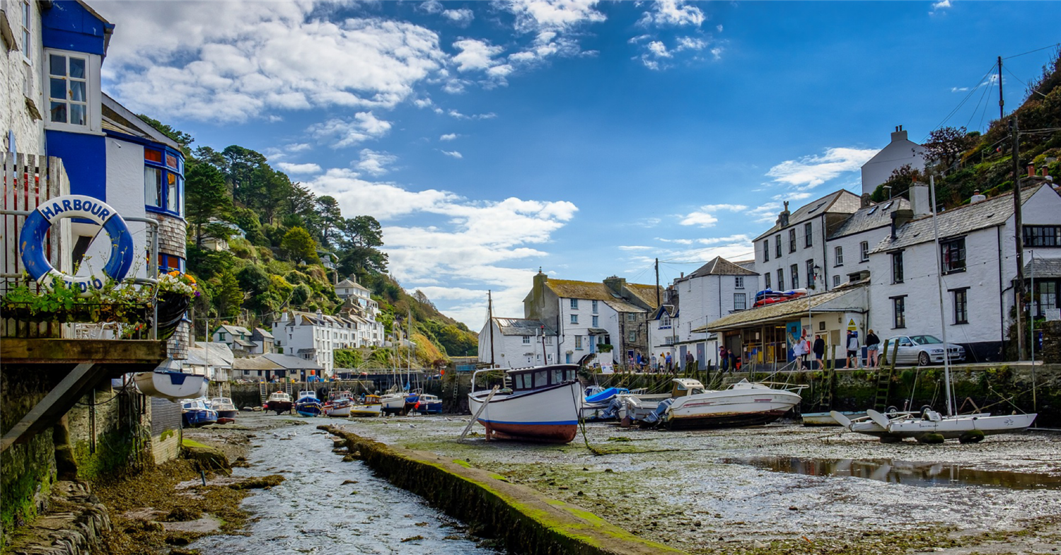 Polperro lovely seaside village a great day trip from Polrunny Farm holiday cottages